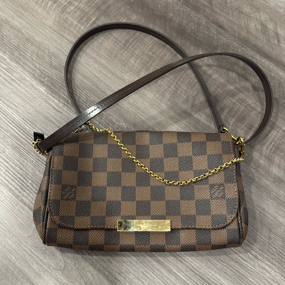 Louis Vuitton Monogram Canvas Favorite MM Shoulder Bag